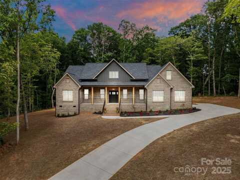 129 Hannaford Place, Gastonia, NC 28052