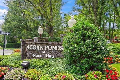 19 Fox Ridge, Roslyn, NY 11576