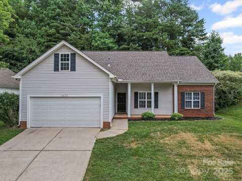 1020 Stinson Glen Lane, Charlotte, NC 28214
