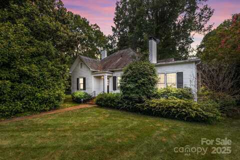 560 Concord Road, Davidson, NC 28036