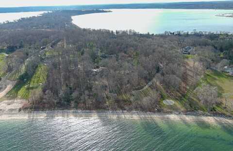 145 Centre Island Road, Island Park, NY 11771