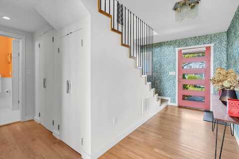 2 Westgate Drive, Sayville, NY 11782