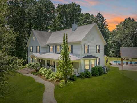 16 McDowell Road, Ligonier, PA 15658