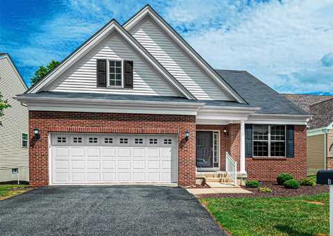8 Jasmine Drive, Middletown, NY 10940