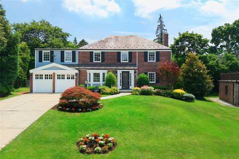 46 Old Estate Road, Manhasset, NY 11030