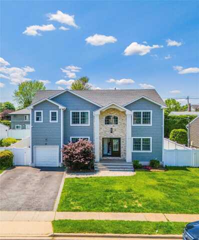 20 Frederick Drive, Plainview, NY 11803