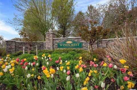 93 Paddington Circle, Smithtown, NY 11787