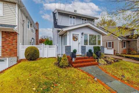 94 Scarcliffe Drive, Malverne, NY 11565