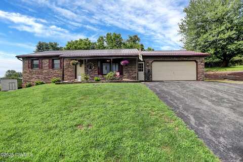 9 HAFER Circle, New Columbia, PA 17856