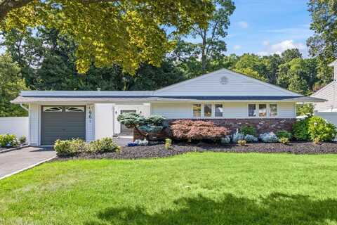 46 Knight Lane, Kings Park, NY 11754
