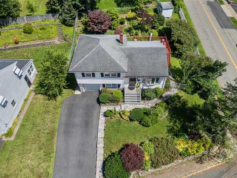8 Valley View Terrace, Suffern, NY 10901