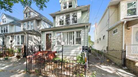 15031 118th Avenue, Jamaica, NY 11434