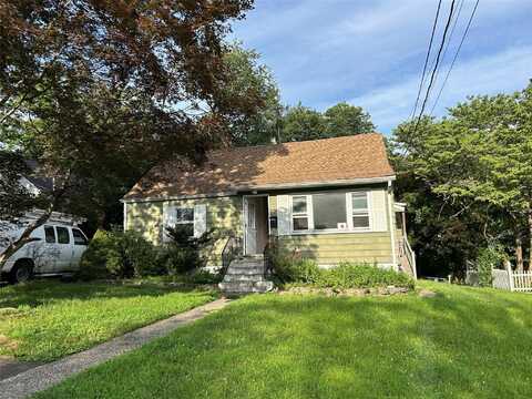 10 N Oak Street, Spring Valley, NY 10977