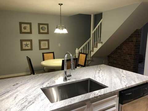 701 Baytree Circle, Mount Pleasant, SC 29464