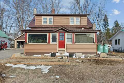 10 Pine Street, Fryeburg, ME 04037