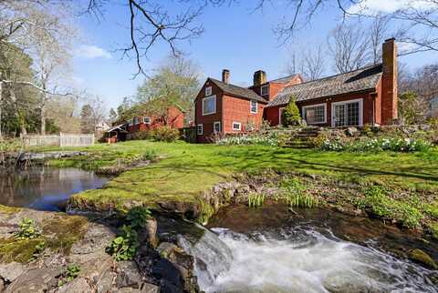 40 North Street, North Branford, CT 06471