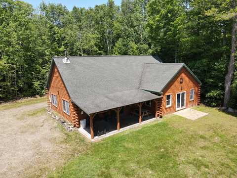 2 S Sibley Drive, Canaan, ME 04924