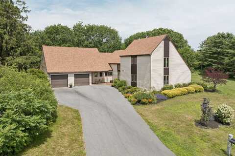 4 Running Tide Road, Cape Elizabeth, ME 04107