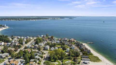 1176 Ocean Avenue, New London, CT 06320