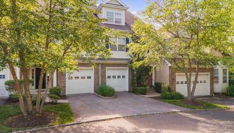 2 Dogwood Court, Middlebury, CT 06762
