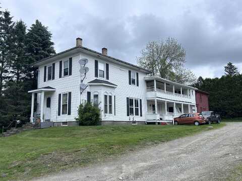 23 Green Street, Winthrop, ME 04364