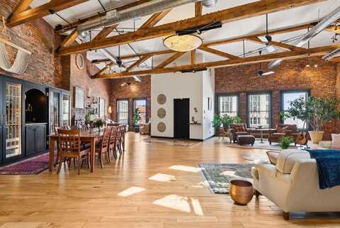 28 Monument Square, Portland, ME 04101