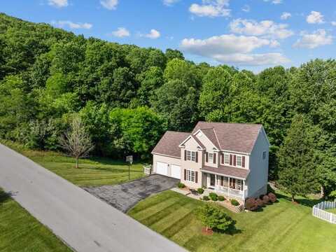 518 Brandon Dr, BLUEFIELD, VA 24605
