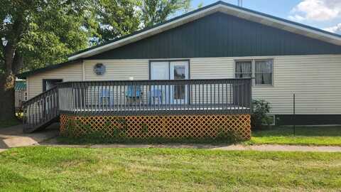 108 S OAK STREET, Adams, WI 53910
