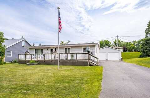 31 Law Dr, Silver Bay, MN 55614