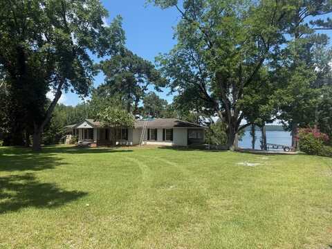 111 Lakeview Drive, Eufaula, AL 36027