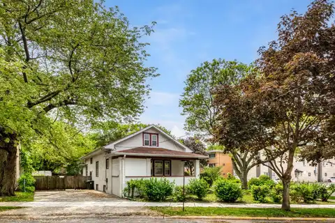 7530 Brown Avenue, Forest Park, IL 60130