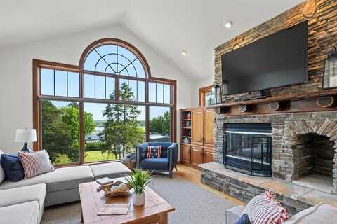 4155 Bluff Ln, Fish Creek, WI 54212
