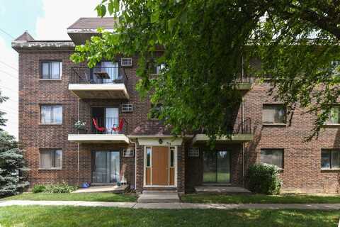 953 N Rohlwing Road, Addison, IL 60101