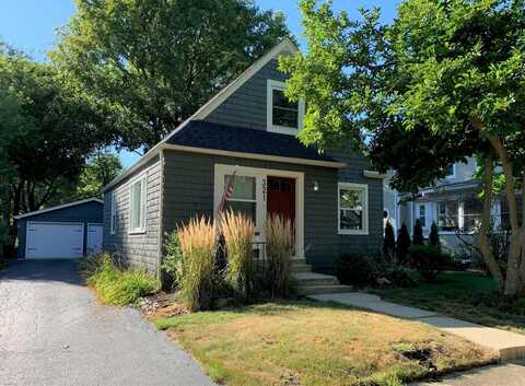 321 N Wright Street, Naperville, IL 60540