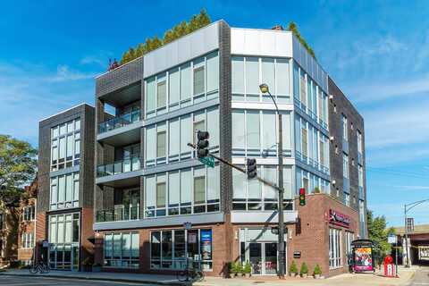 2006 W WEBSTER Avenue, Chicago, IL 60647