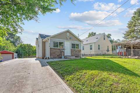714 E 27th Street, Des Moines, IA 50317