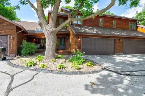 1116 42nd Street, West Des Moines, IA 50266