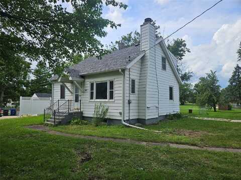 4690 Hubbell Avenue, Des Moines, IA 50317