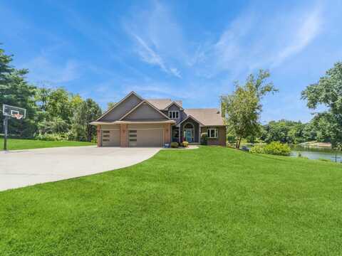 36508 Meadow Lane, Cumming, IA 50061