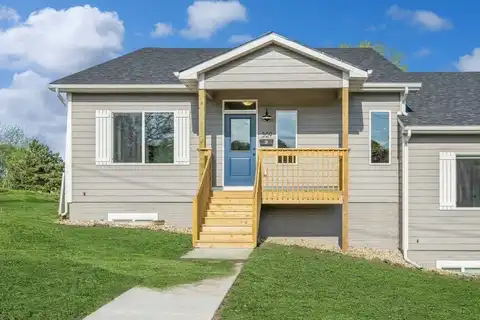 309 S Walnut Street unit: C, Colfax, IA 50054