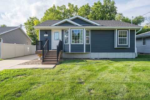 6217 Welker Avenue, Des Moines, IA 50312