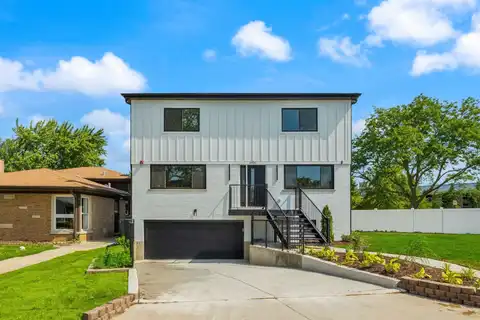 4932 Brummel Street, Skokie, IL 60077