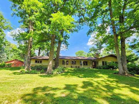 20798 White Oaks Road, Morrison, IL 61270