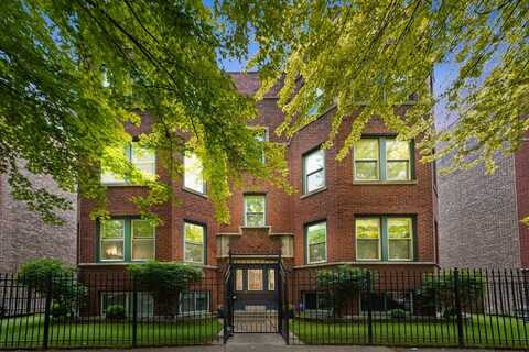 2753 N Spaulding Avenue, Chicago, IL 60647