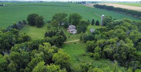 4256 W Egan Road, Leaf River, IL 61047