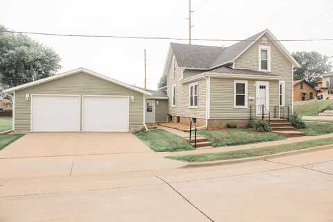 402 N 5th, Bellevue, IA 52031