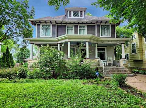 1110 Langworthy, Dubuque, IA 52001
