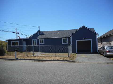 107 Fresno, Crescent City, CA 95531