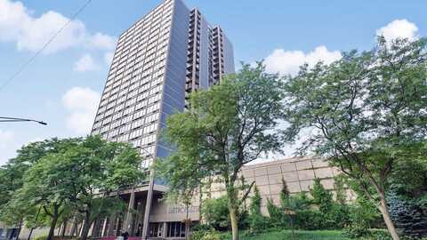 5320 N Sheridan Road, Chicago, IL 60640