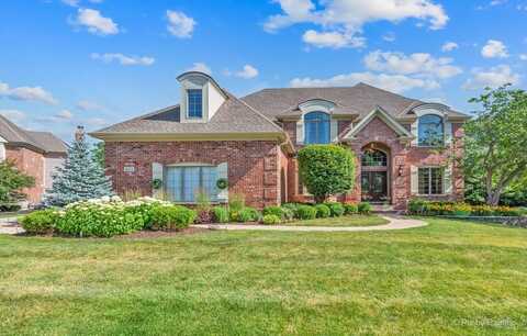 675 Oak Lane, South Elgin, IL 60177
